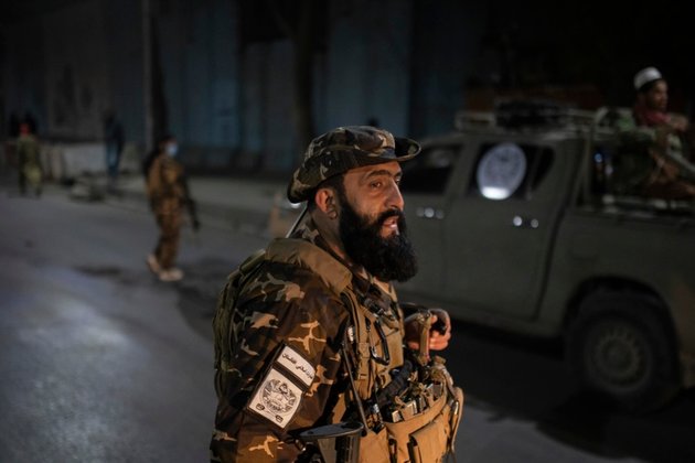 Taliban zeggen dat schutters van de Islamitische Staat Kabul militair hospitaal bestormden